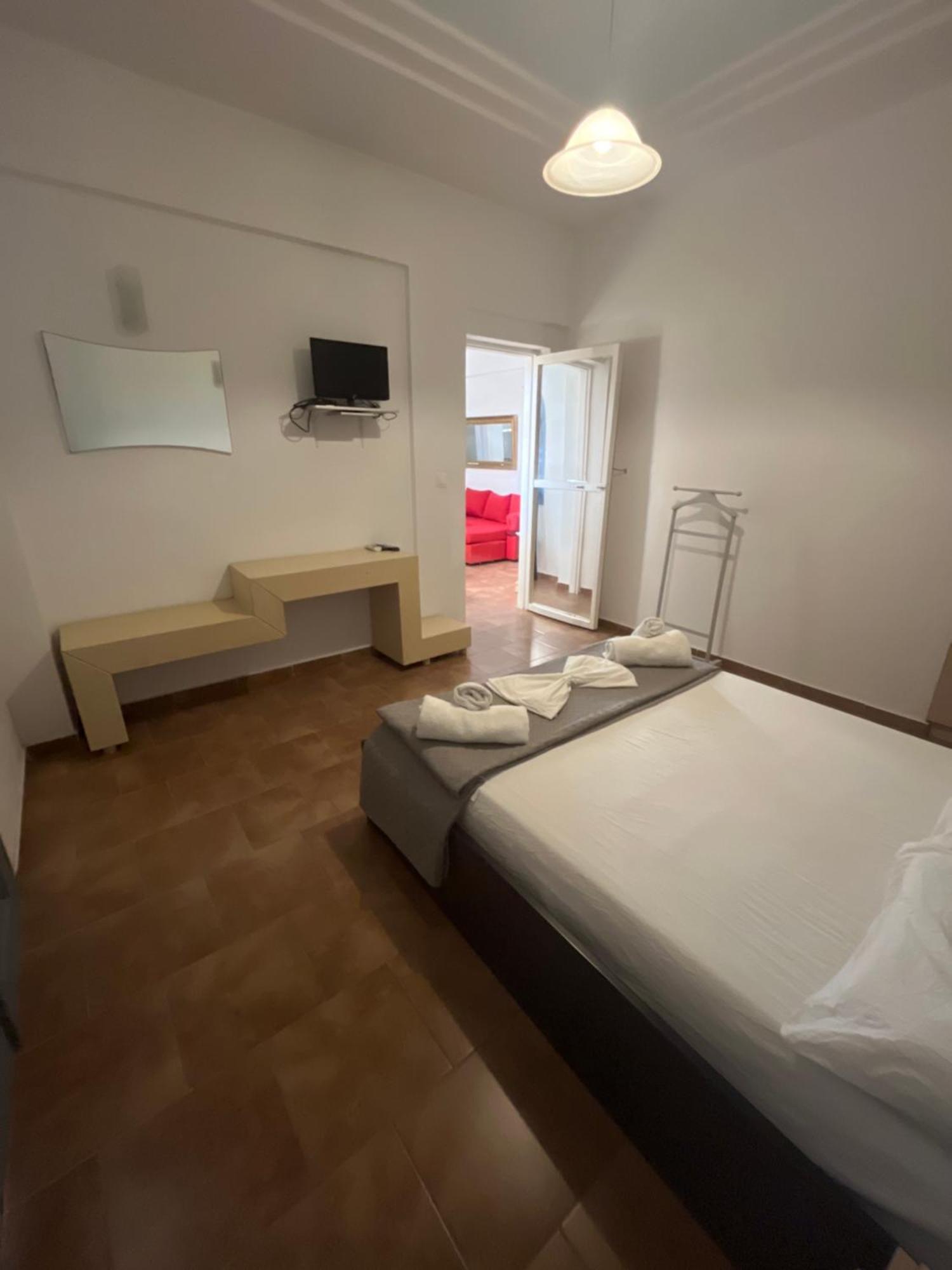 Leon Lux Apartments Perivolos  Exteriör bild